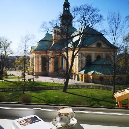 Chaberek 옐레니아구라