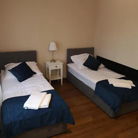 Chaberek 아파트 옐레니아구라